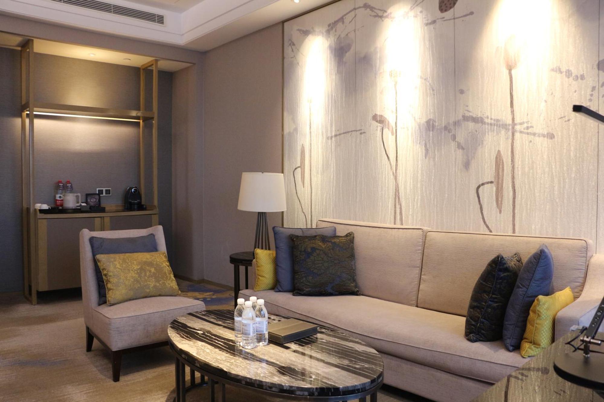 ว่านต้า เรล์ม หวงฉือ Hotel Huangshi  ภายนอก รูปภาพ
